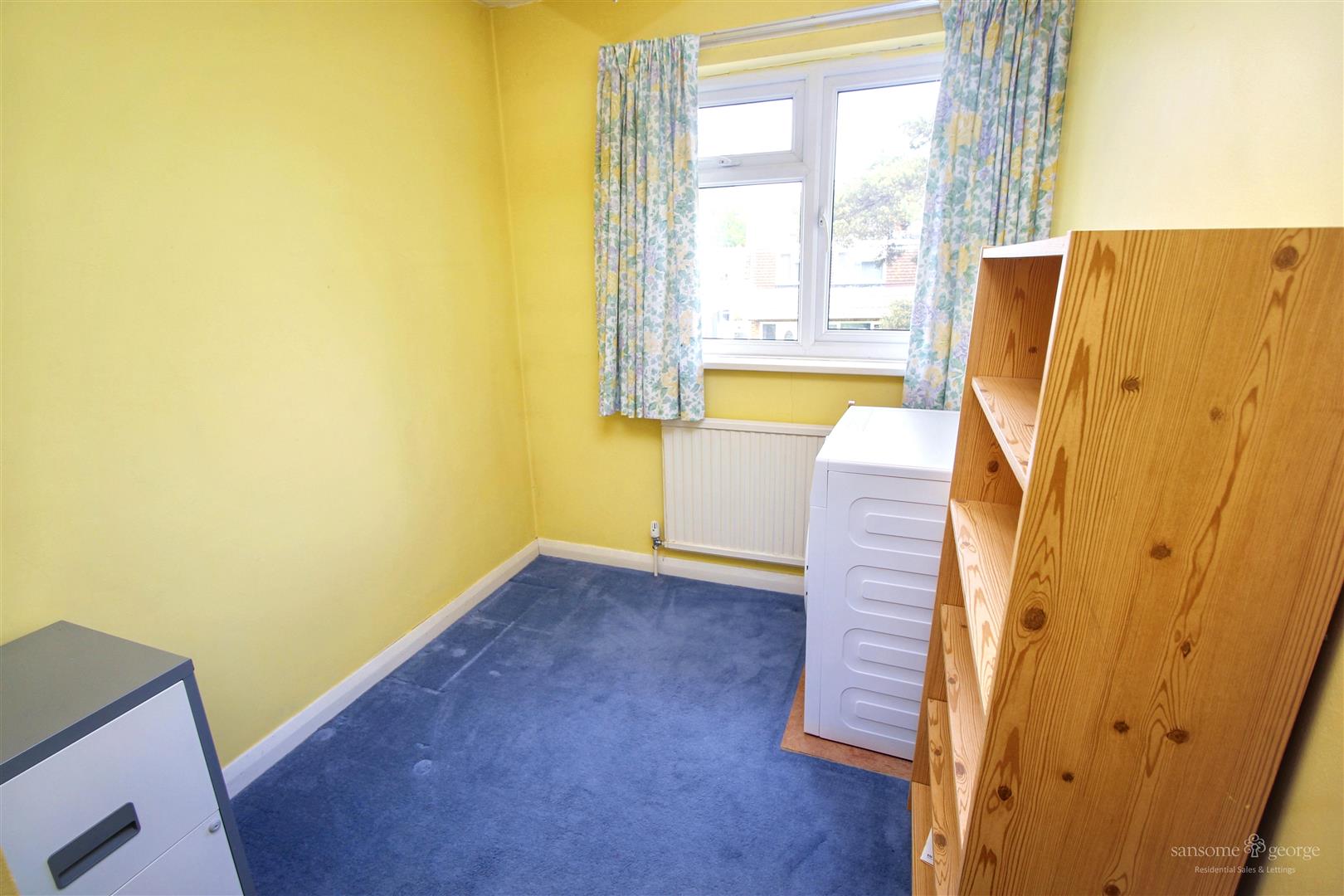 Rutherford Walk, Tilehurst, Reading